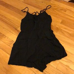 Black romper with pockets